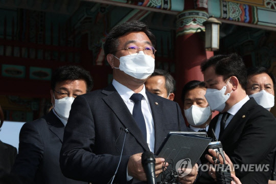 윤호중 더불어민주당 비대위원장